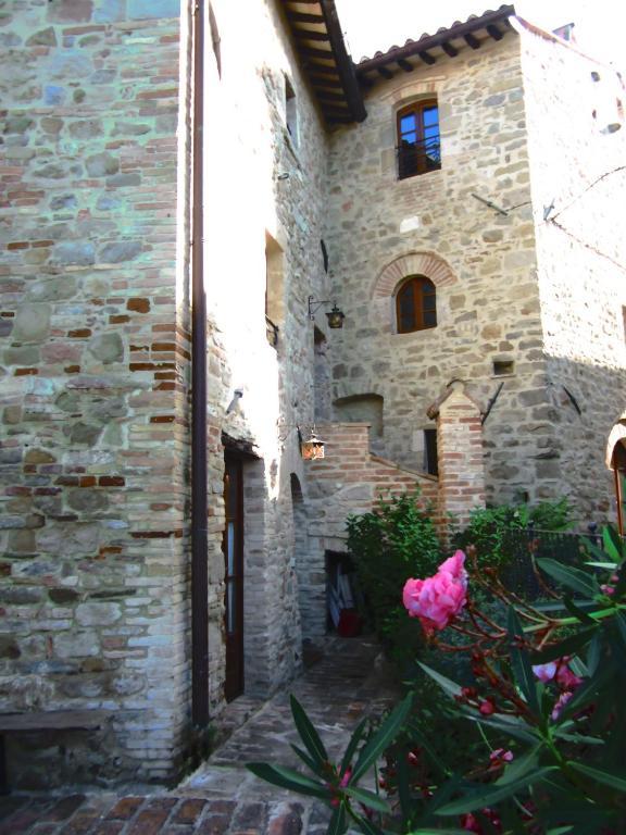 GaglietoleCastello Di Cisterna公寓式酒店 外观 照片