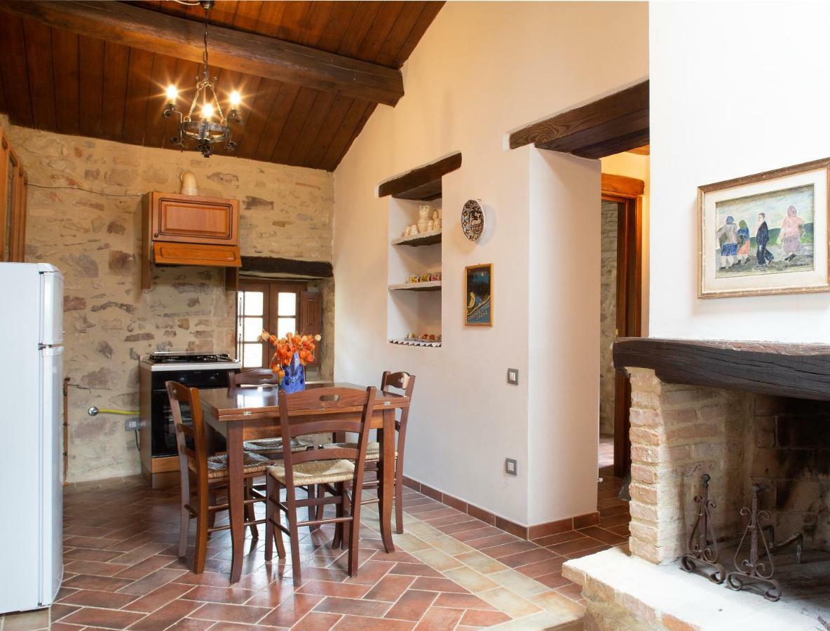 GaglietoleCastello Di Cisterna公寓式酒店 外观 照片